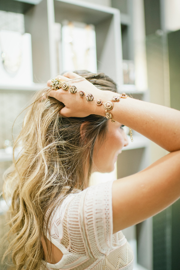 Hand T. Arrigoni Anne, banho de ouro e cristai swarovski