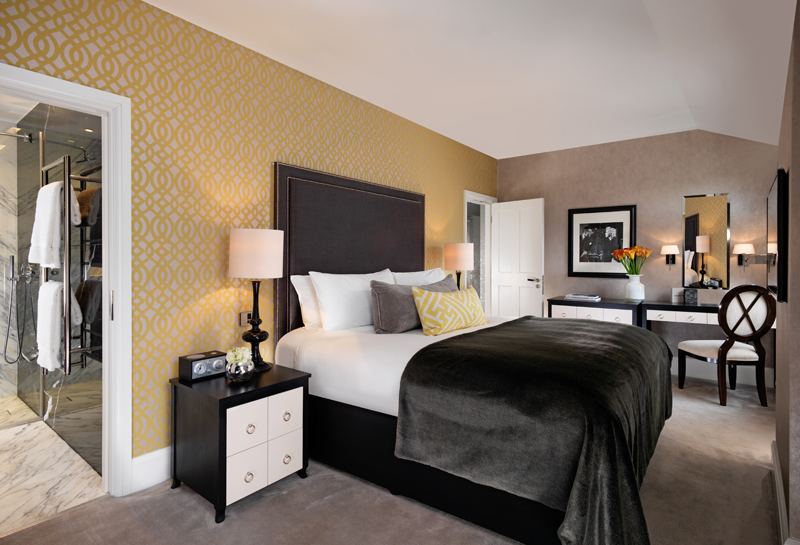 709-bedroom-800x545